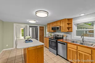 621 Eagle Point Rd, Lake Odessa, MI 48849 - Photo 14