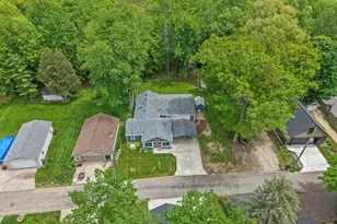 621 Eagle Point Rd, Lake Odessa, MI 48849 - Photo 34