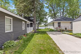 621 Eagle Point Rd, Lake Odessa, MI 48849 - Photo 32