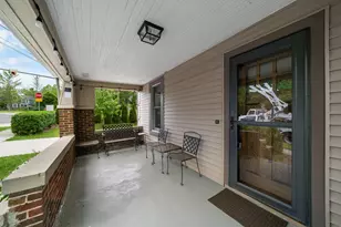 703 Moore St, Ann Arbor, MI 48105 - Photo 2