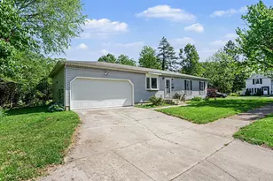 317 Brookfield St, Niles, MI 49120 - Photo 2