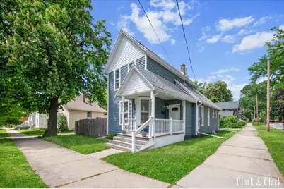 529 Carrier Street NE, Grand Rapids, MI 49505 - Photo 1