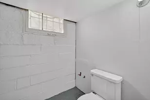 2110 S Grand Traverse St, Flint, MI 48503 - Photo 32