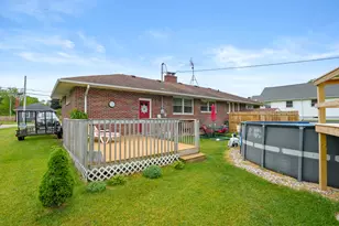 407 E Van Buren St, Gobles, MI 49055 - Photo 2
