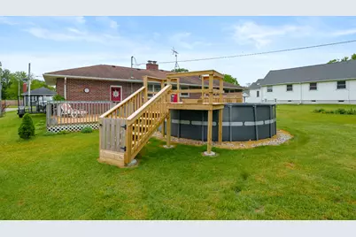 407 E Van Buren Street, Gobles, MI 49055 - Photo 38