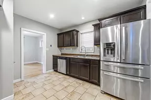 205 Parchmount Ave, Kalamazoo, MI 49004 - Photo 8