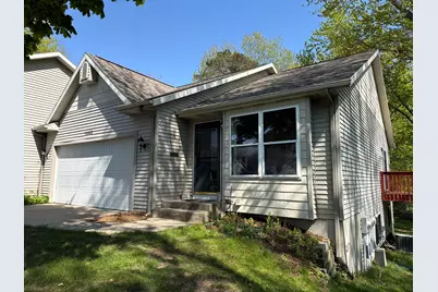 1440 Woodlawn Cmns #10, Grand Haven, MI 49417 - Photo 34