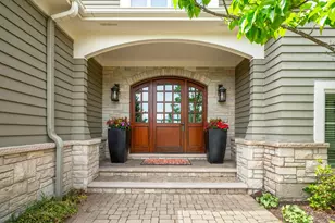 101 Lighthouse Dunes Path, Saint Joseph, MI 49085 - Photo 2