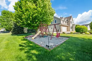 2106 Halsted Dr, Stevensville, MI 49127 - Photo 52