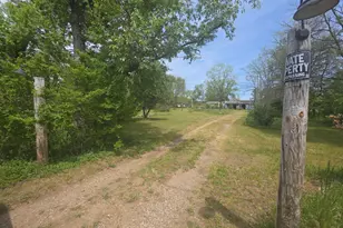 387 18th St, Otsego, MI 49078 - Photo 2