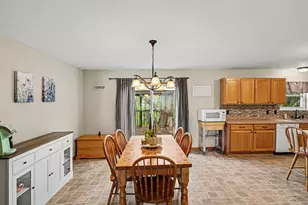 2422 Par Ct, Howell, MI 48843 - Photo 4