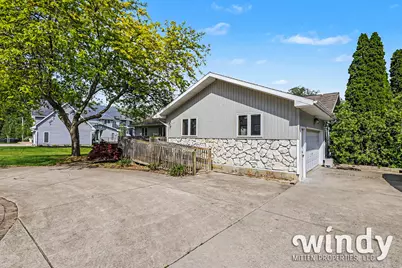 5005 Shoreview Drive, Coloma, MI 49038 - Photo 12