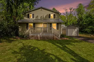 196 Strongwood Ave, Battle Creek, MI 49014 - Photo 1