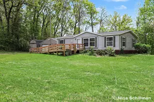 12150 Woodland Park Dr NE, Belding, MI 48809 - Photo 2