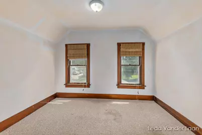 2511 Wyoming Avenue SW, Wyoming, MI 49519 - Photo 16