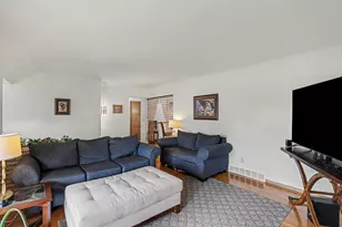 59126 Romeo Plank Rd, Ray, MI 48096 - Photo 8