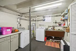 334 Van Buren St, South Haven, MI 49090 - Photo 28