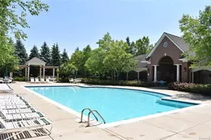 20209 Chesapeake Cir, Walled Lake, MI 48390 - Photo 4