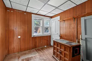 1121 Crosby St NW, Grand Rapids, MI 49504 - Photo 16