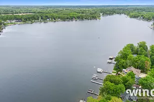 7897 Lakewood Dr, Coloma, MI 49038 - Photo 6