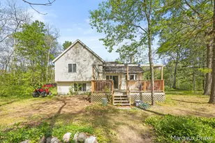 17225 Apache Trail, Howard City, MI 49329 - Photo 4