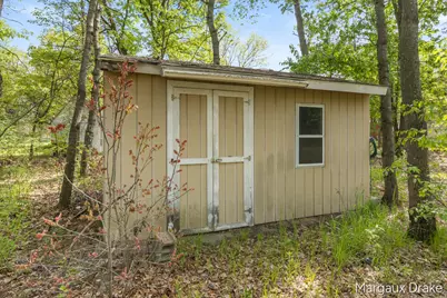 17225 Apache Trail, Howard City, MI 49329 - Photo 16