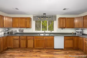 17225 Apache Trail, Howard City, MI 49329 - Photo 10