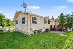 2155 Tremont Blvd NW, Grand Rapids, MI 49504 - Photo 26