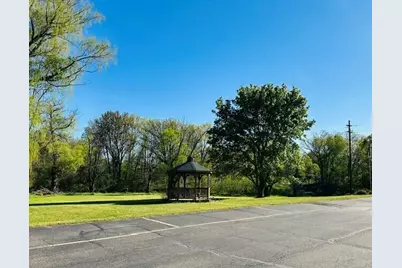 411 Woodview Drive, Greenville, MI 48838 - Photo 40