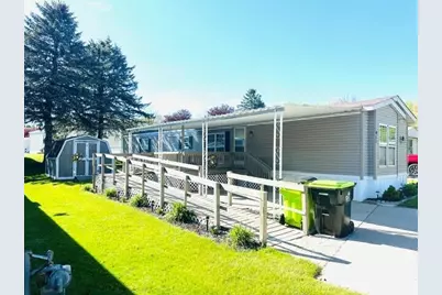 411 Woodview Drive, Greenville, MI 48838 - Photo 4