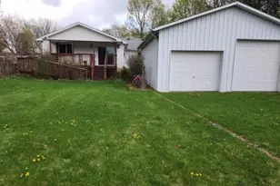 28 S 27th St, Battle Creek, MI 49015 - Photo 2
