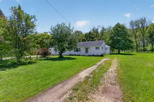 9163-9165 Cady Rd, Jackson, MI 49201 - Photo 16