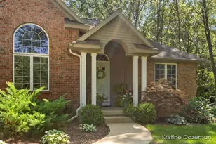 7655 Raven Ridge Dr, Caledonia, MI 49316 - Photo 38