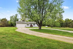 3449 Rich Rd, Muskegon, MI 49445 - Photo 4