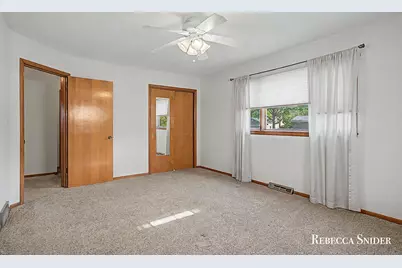 424 Andover Street SE, Kentwood, MI 49548 - Photo 12