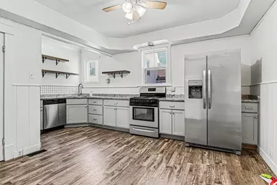 301 S Jefferson Street, Sturgis, MI 49091 - Photo 14