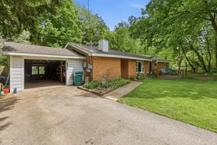 2205 S Broadway St, Hastings, MI 49058 - Photo 2