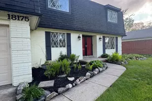 18175 Rainbow Dr, Lathrup Village, MI 48076 - Photo 6
