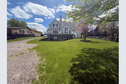 607 Apache Drive, Fremont, MI 49412 - Photo 2