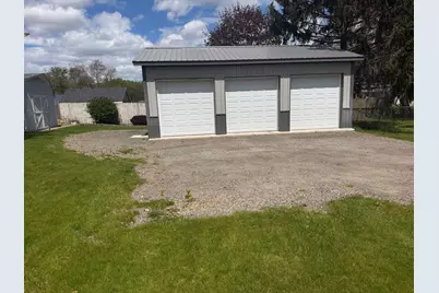 607 Apache Drive, Fremont, MI 49412 - Photo 4