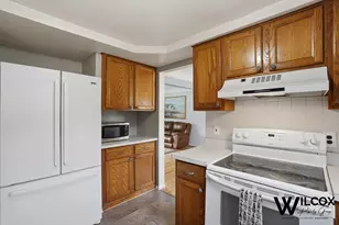 37944 Santa Anna St, Clinton, MI 48036 - Photo 16