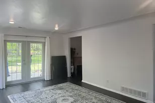 321 S Buys Rd, Muskegon, MI 49445 - Photo 4