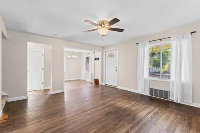 1049 Collier Road, Auburn Hills, MI 48326 - Photo 6
