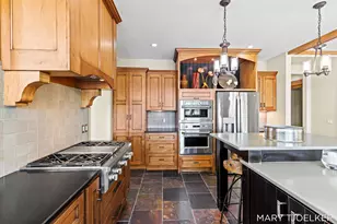 3516 Goodwood Dr SE, Grand Rapids, MI 49546 - Photo 24
