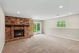 8770 Pettysville Rd, Pinckney, MI 48169 - Photo 10