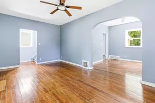 786 Buss Ave, Benton Harbor, MI 49022 - Photo 12