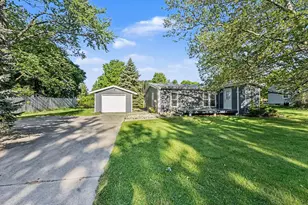 611 Connie Ave, Fremont, MI 49412 - Photo 6
