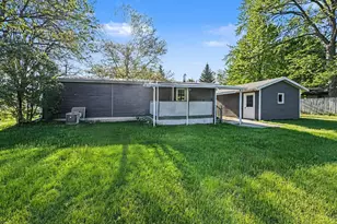 611 Connie Ave, Fremont, MI 49412 - Photo 2