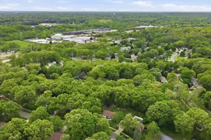 2433 Glen Valley Dr NW, Grand Rapids, MI 49544 - Photo 30