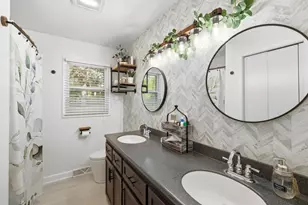 2433 Glen Valley Dr NW, Grand Rapids, MI 49544 - Photo 14
